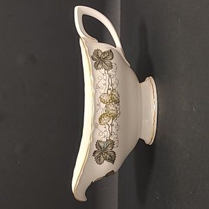 Vintage | "The Worcester Hop" Gravy Boat
